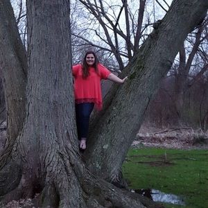 Meet your Posher, Hannah